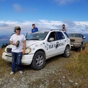 Meet your Posher, Andres